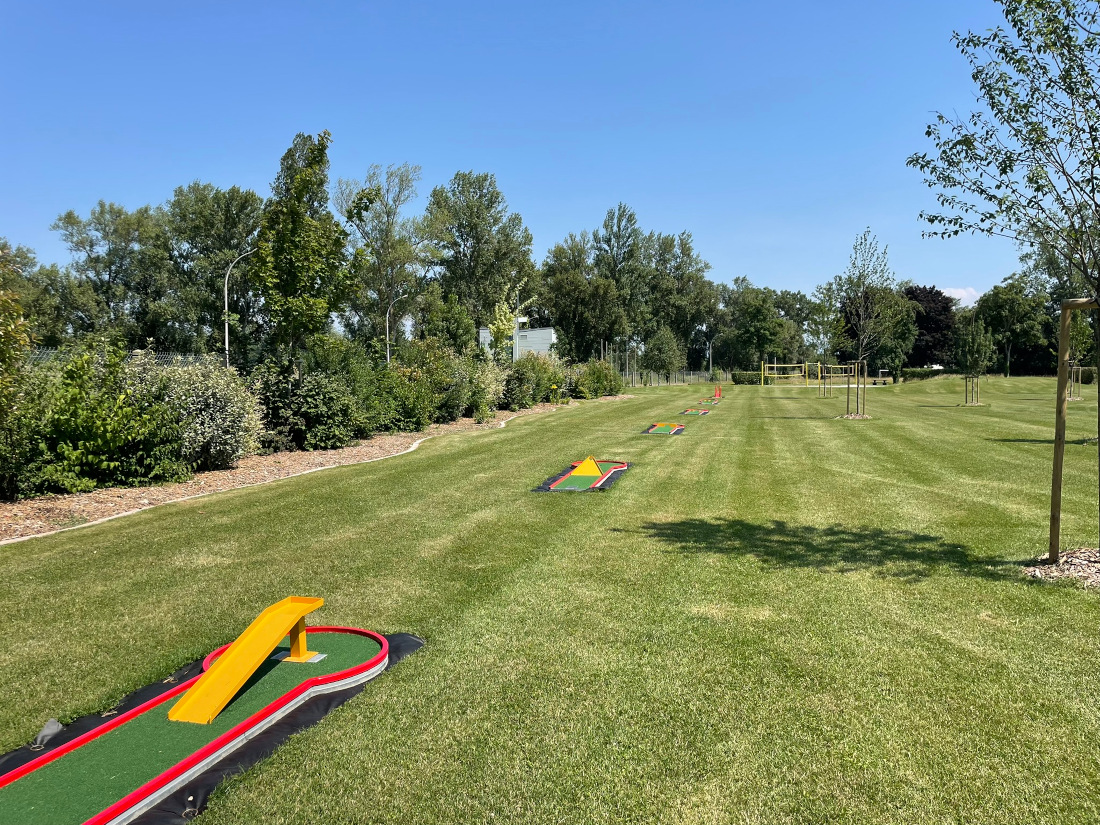 piscine-sirénia-mini-golf