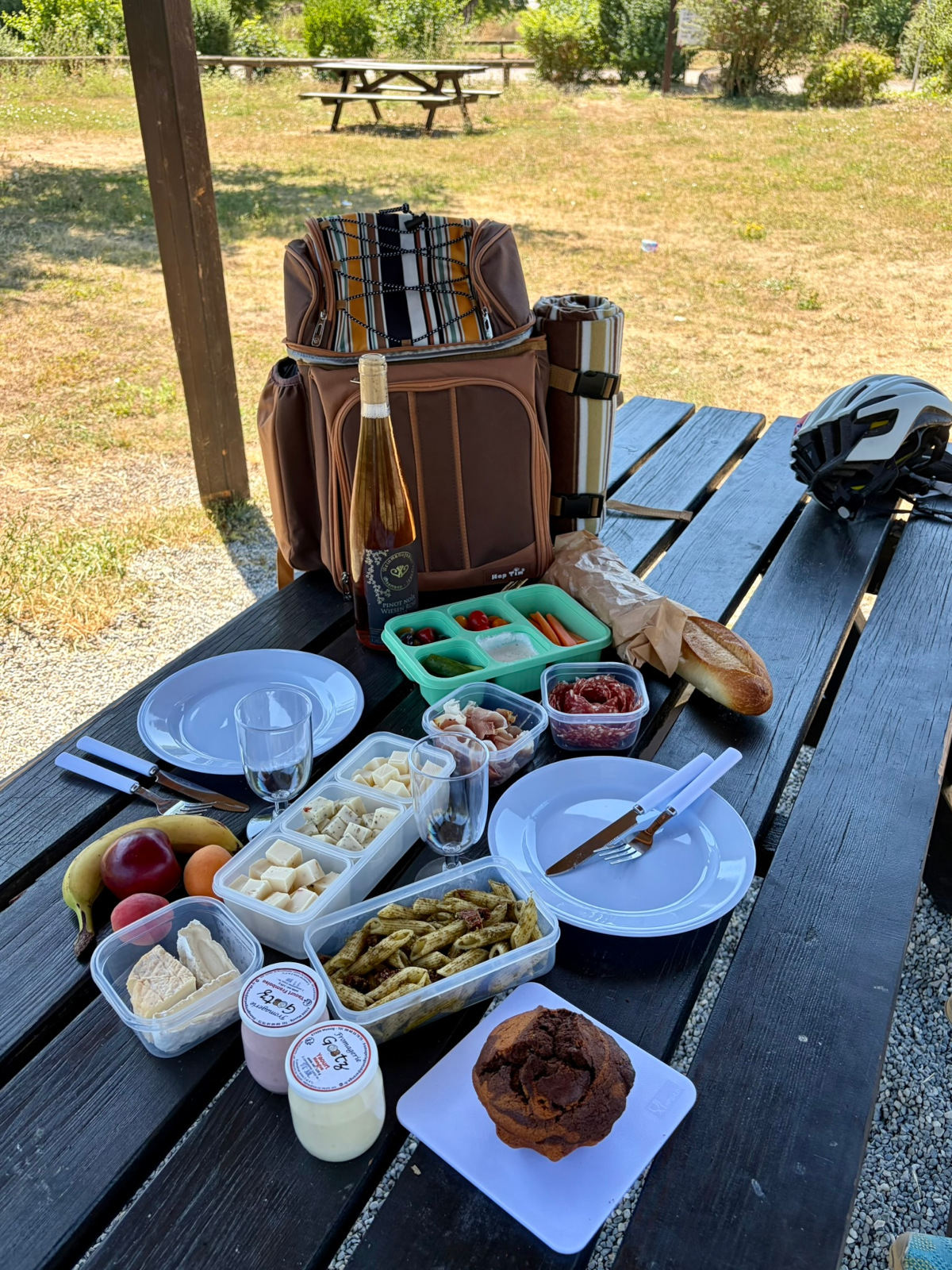 Wissmann-Jessel picnic basket